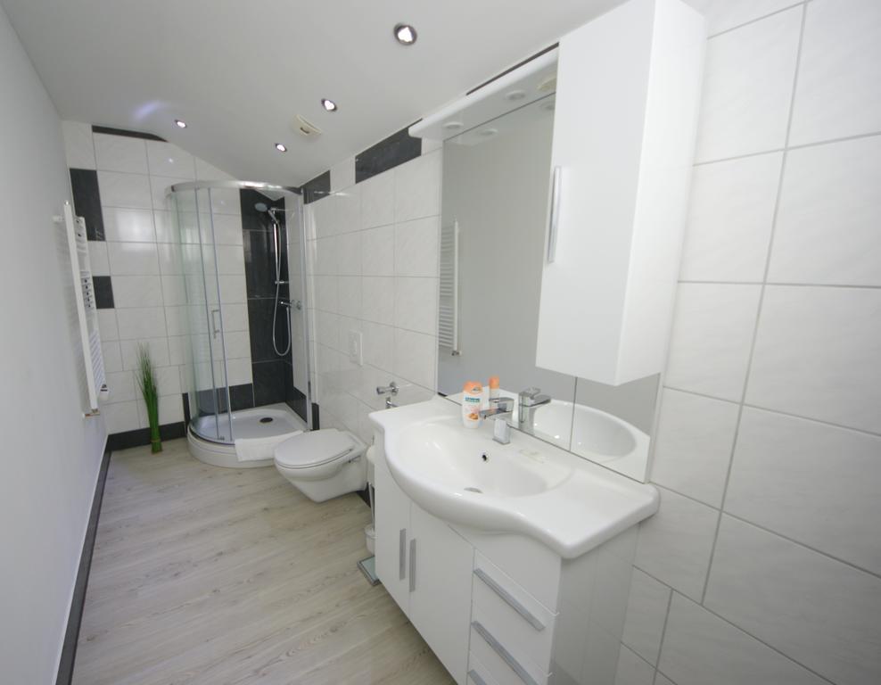 Hotel Am Rosenplatz,24 Stunden Check In, Kostenfreie Parkplaetze Brechtorf Δωμάτιο φωτογραφία
